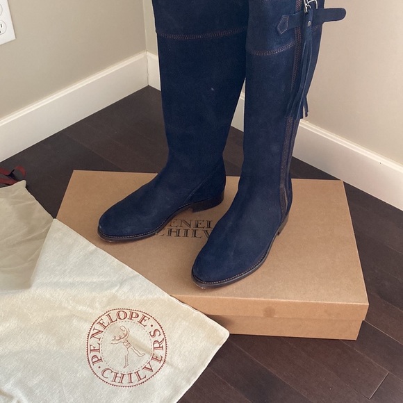 Navy blue Penelope Chilvers tall tasseled boots! Size US7 - Picture 5 of 5